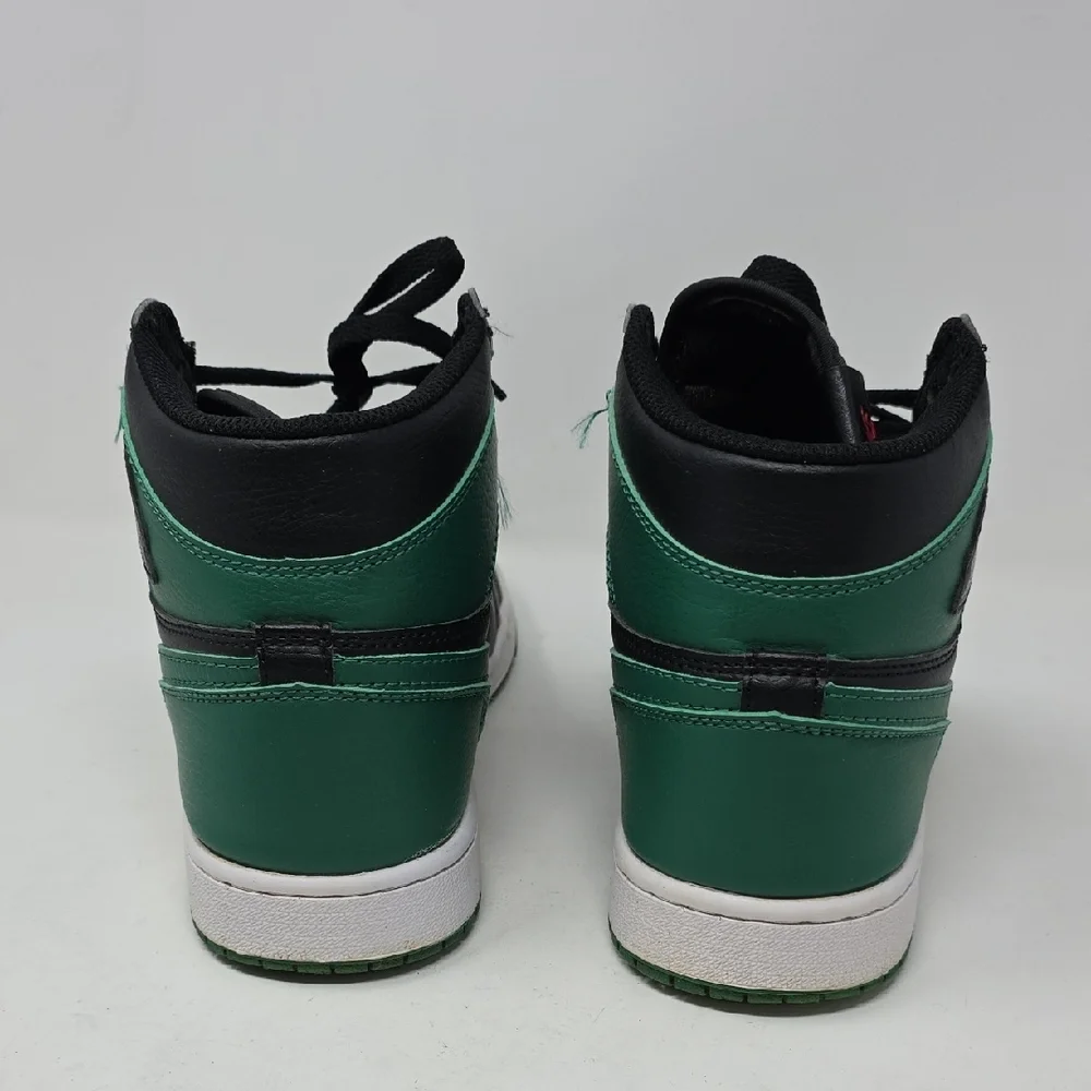 Nike Air Jordan 1 Retro High OG Pine Green 555088-030 Men's Size 10